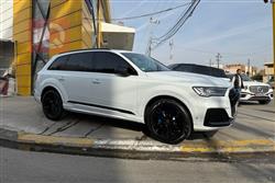 اودي Q7